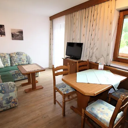 Konukevi Ivos Sonnenpension 3*