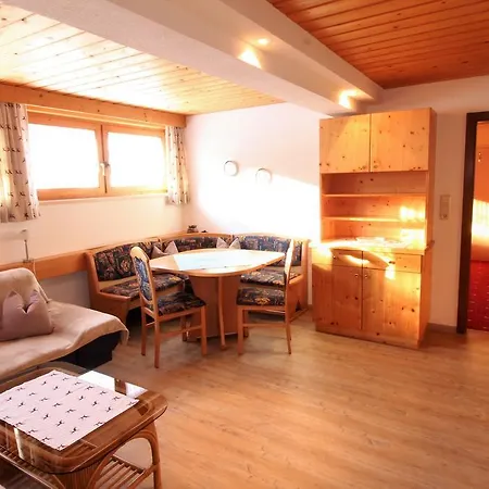 Konukevi Ivos Sonnenpension 3*