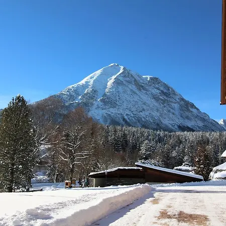 Ivos Sonnenpension Guest house *
