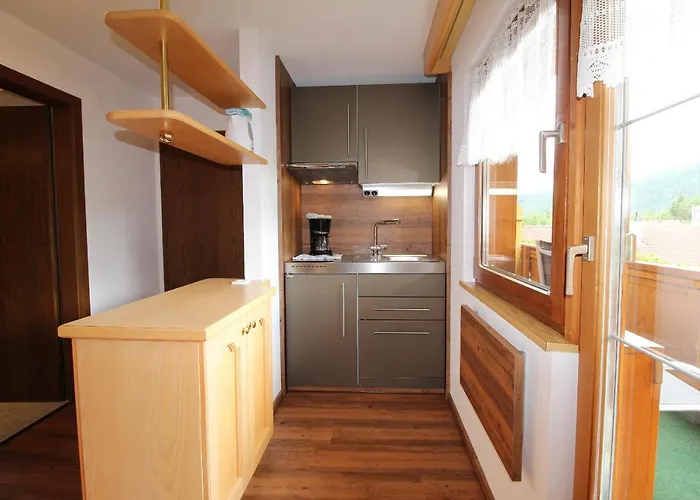 Ivos Sonnenpension בית הארחה