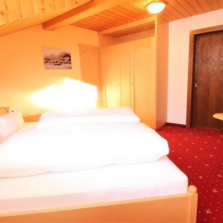 Pensjonat Ivos Sonnenpension Leutasch